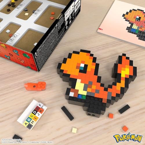 Mega Pokémon Glumanda HTH76 - Buildable Retro Pixel Art Figure with Wall Mount Base for Adult Builders and Collectors