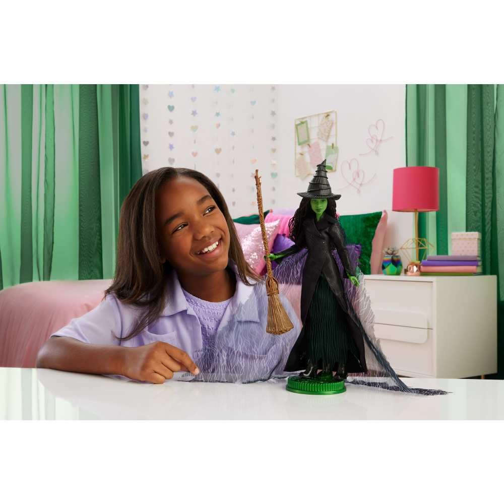 Mattel Universal Pictures' Wicked: for Good Deluxe Elphaba Fashion Doll with Removable Outfit & 4 Accessories, Inspired by The Movie