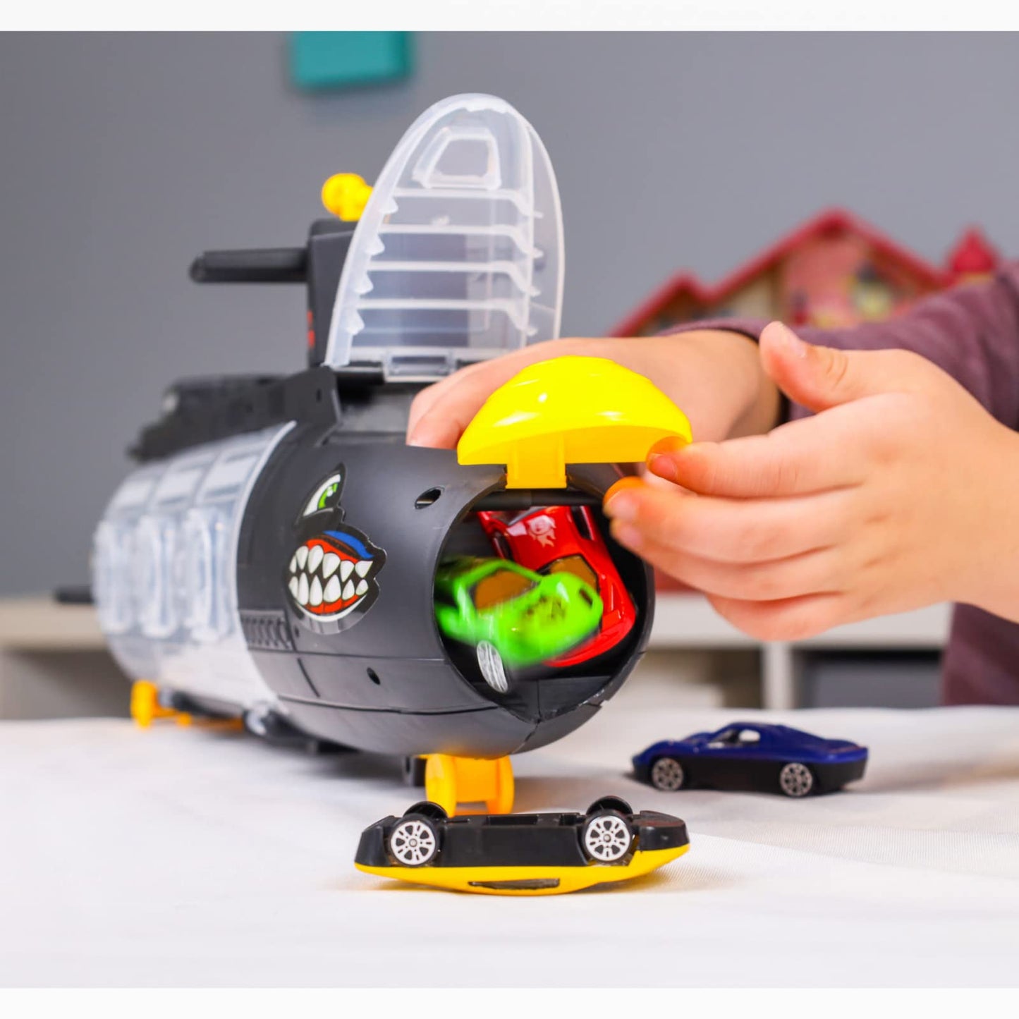 Kidplokio 32pc Submarine Shark Diecast Toy Car Carrier Boys Play Set, Ages 3 and Up