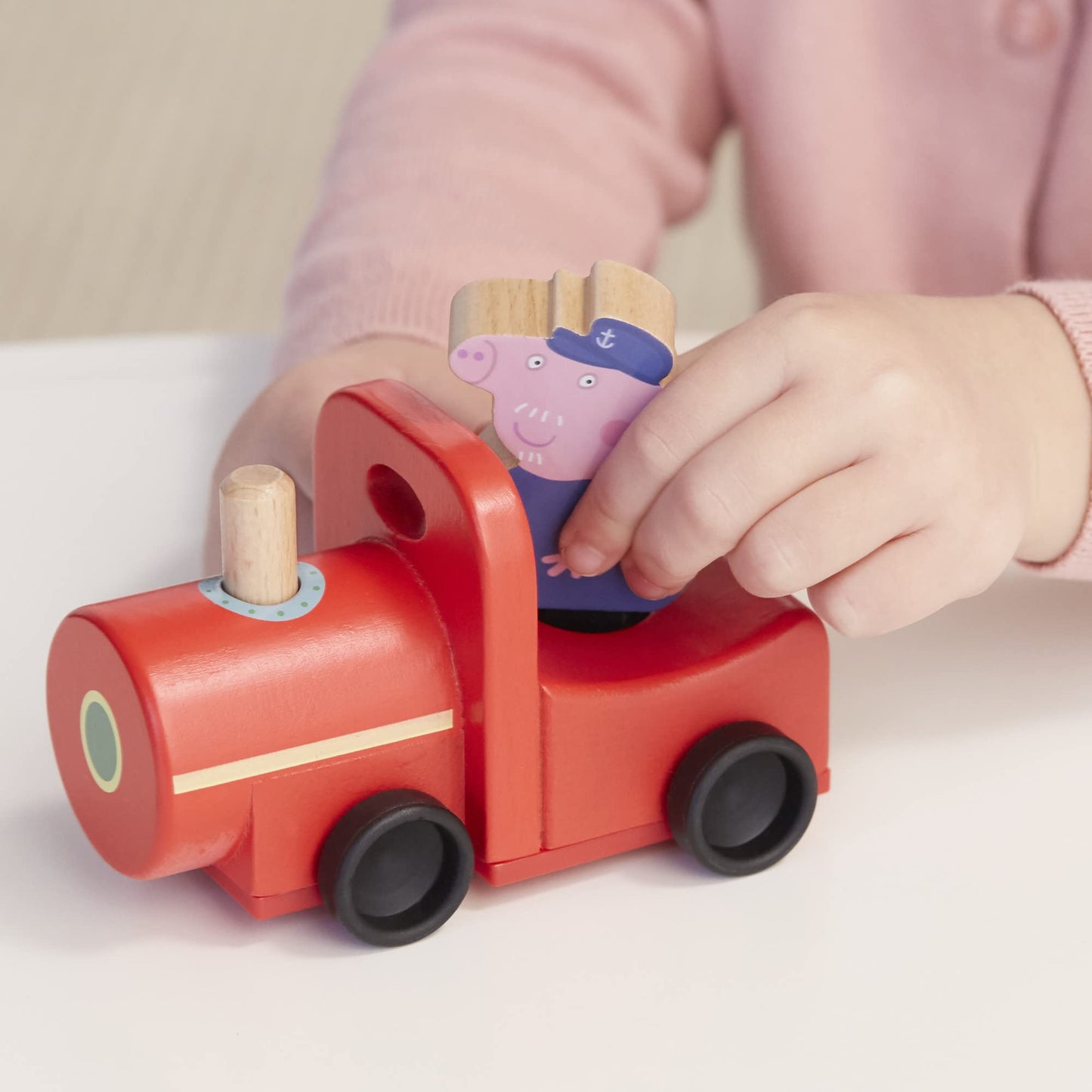 Peppa Pig Toys Wooden Toy Train Made from Responsibly Sourced Wood, Wooden Toys for 2 Year Old Girls and Boys and Up (Amazon Exclusive)