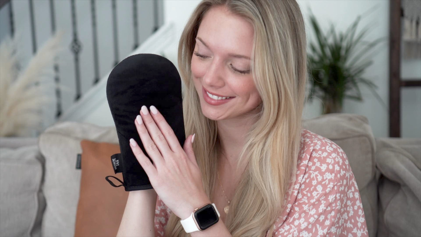 Self Tanning Mitt – Ultra Soft, Reusable & Machine Washable Glove for Streak-Free Application of Tanning Mousse or Lotion – Black