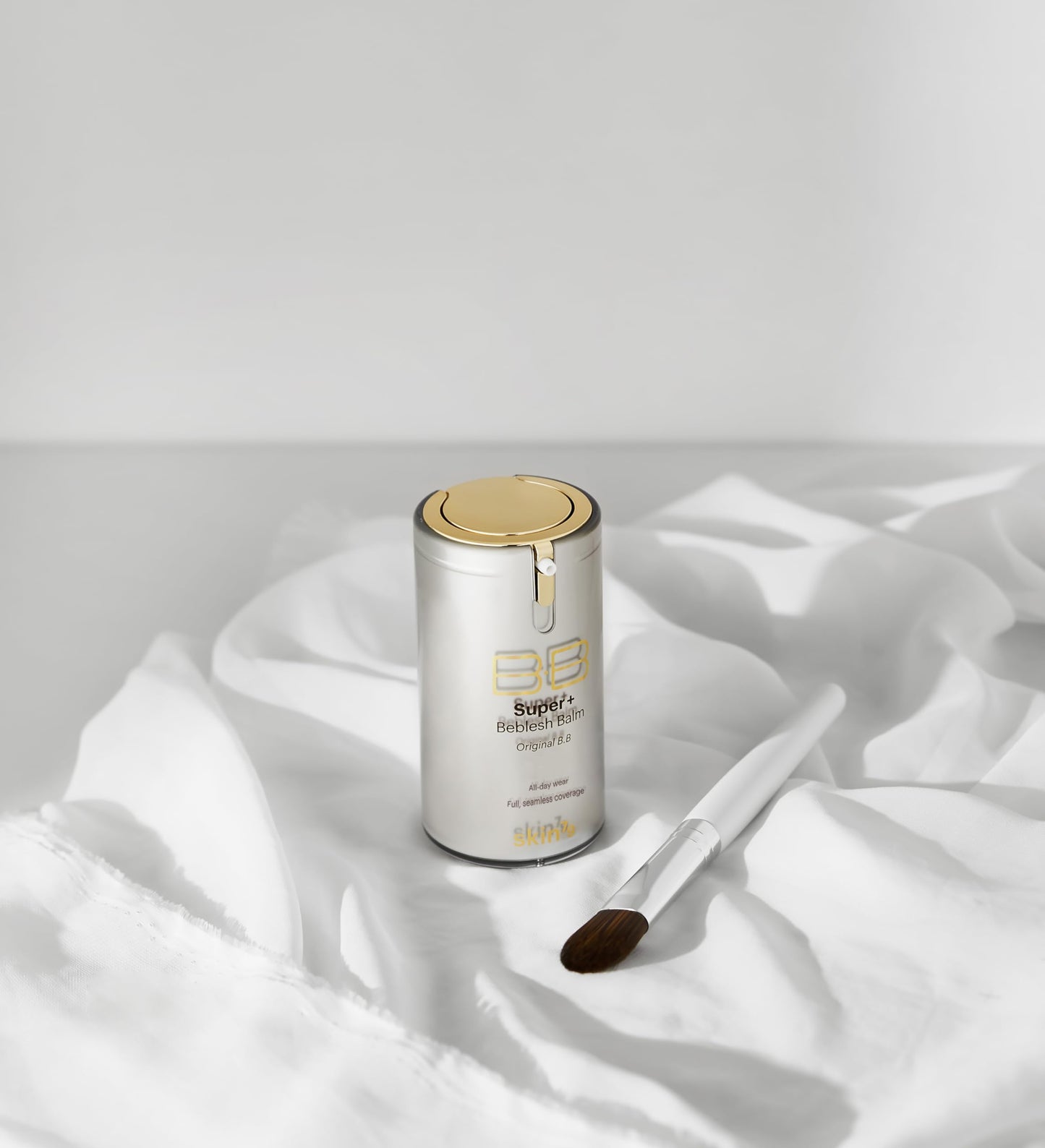 SKIN79 Gold BB Super Plus Beblesh Balm 40g – K-Beauty Flawless Radiant Base, Blemish Cover, Tinted Moisturizer, US Exclusive, Natural 21