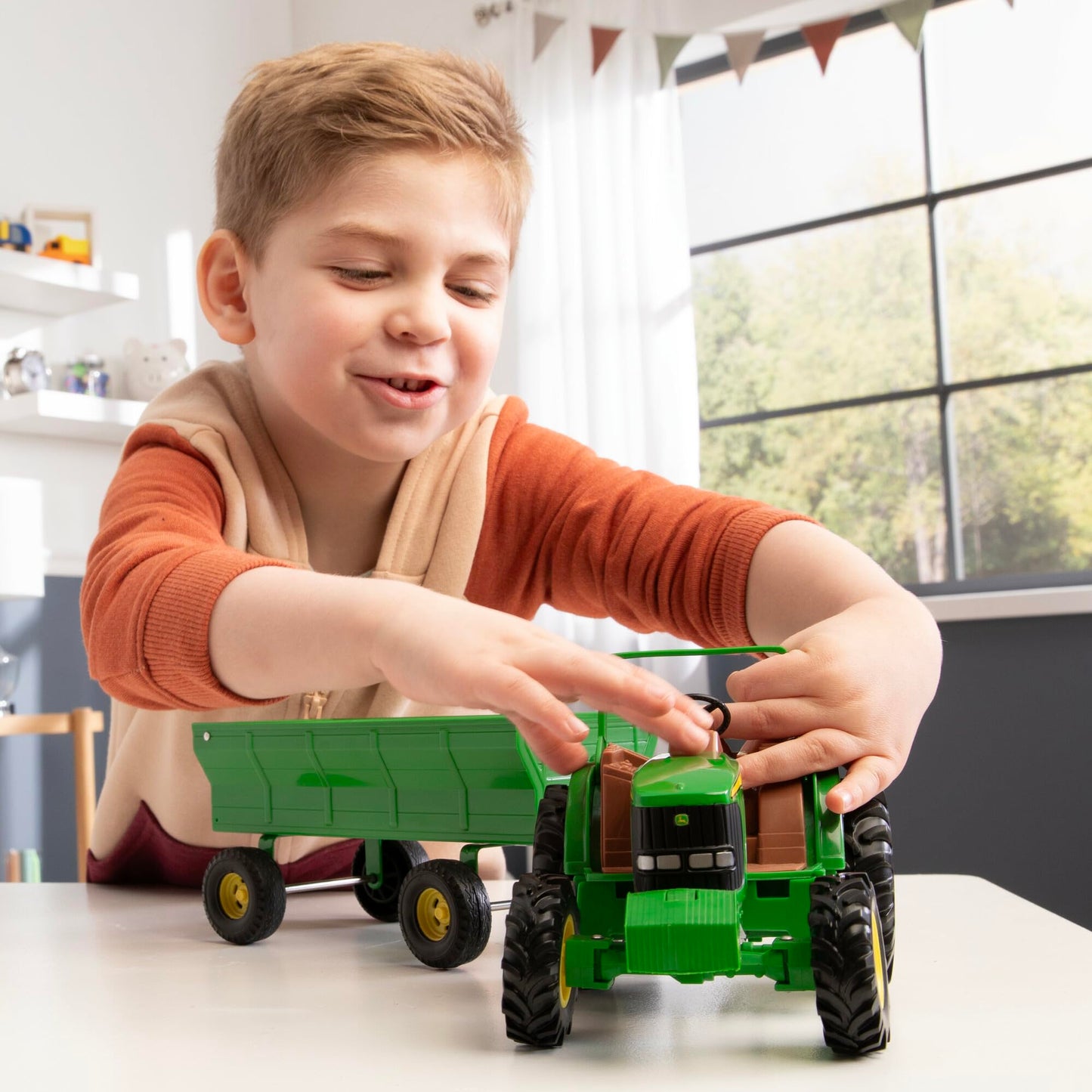 TOMY John Deere Kids Tractor Toy with Flarebox Wagon Set - 8 Inches - John Deere Tractor Toys for Kids - Toddler Toys Ages 3 and Up