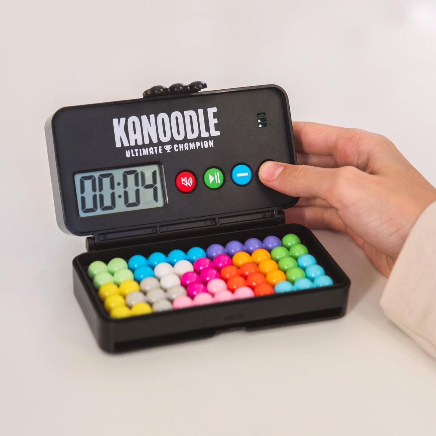 Kanoodle Ultimate Champion – 3D Brain Teaser Puzzle with Timer, Handheld Travel Logic Game for Single Player, Gift for Ages 7+