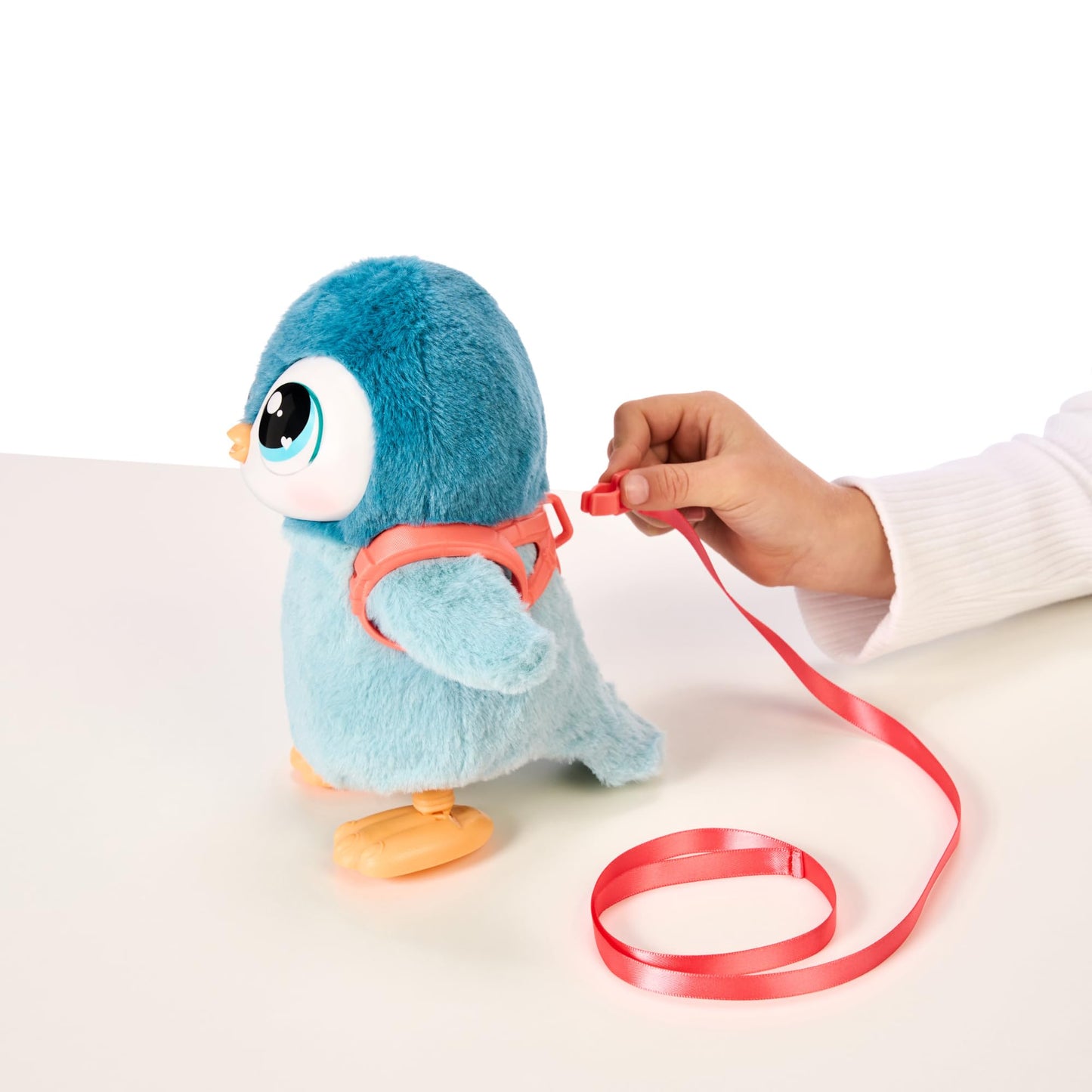 Little Live Pets Walking Penguin My Pet Waddles, Interactive Plush Penguin with 25+ Sounds and Detachable Leash, Toy Penguins for Kids of Ages 5+