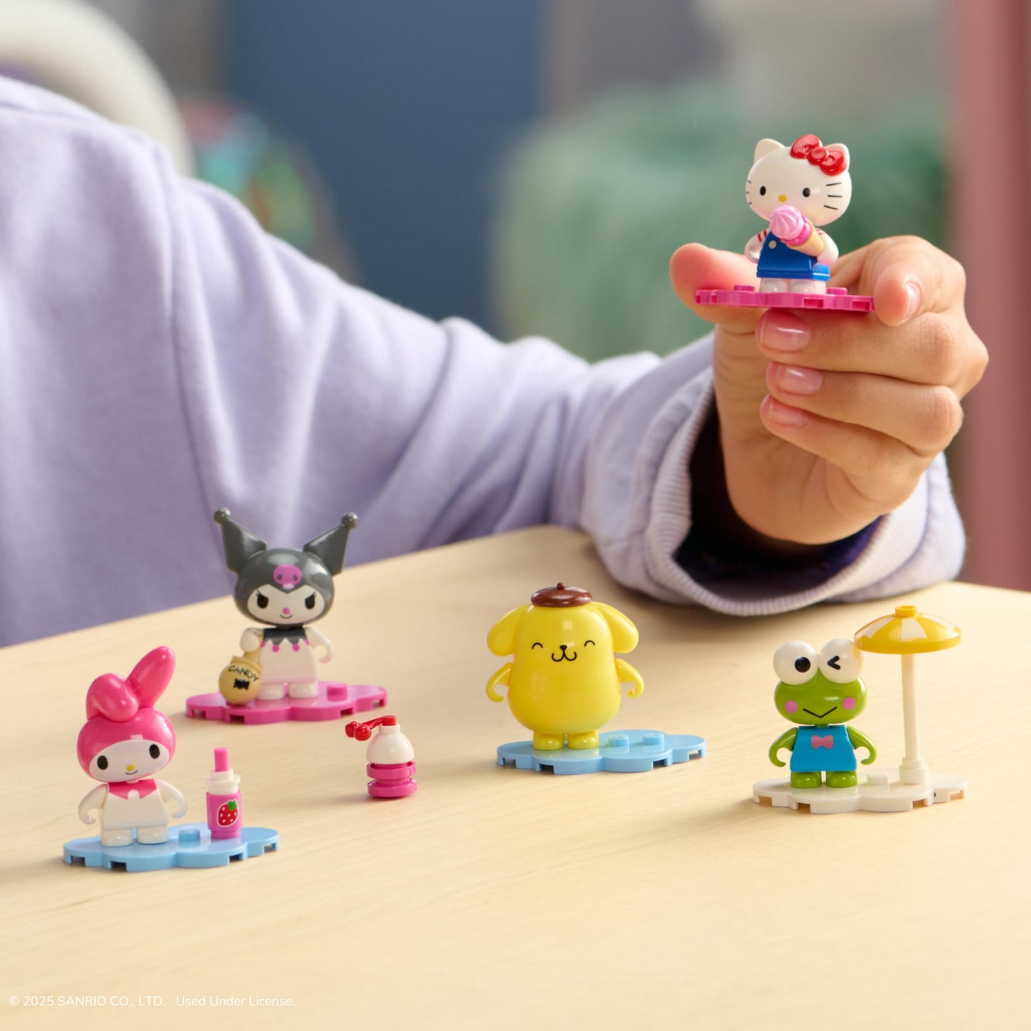 BLDR Hello Kitty & Friends 6-Pack Minifigures – Hello Kitty, Cinnamoroll, Pompompurin, My Melody, Keroppi & Kuromi – Amazon Exclusive, Ages 8+