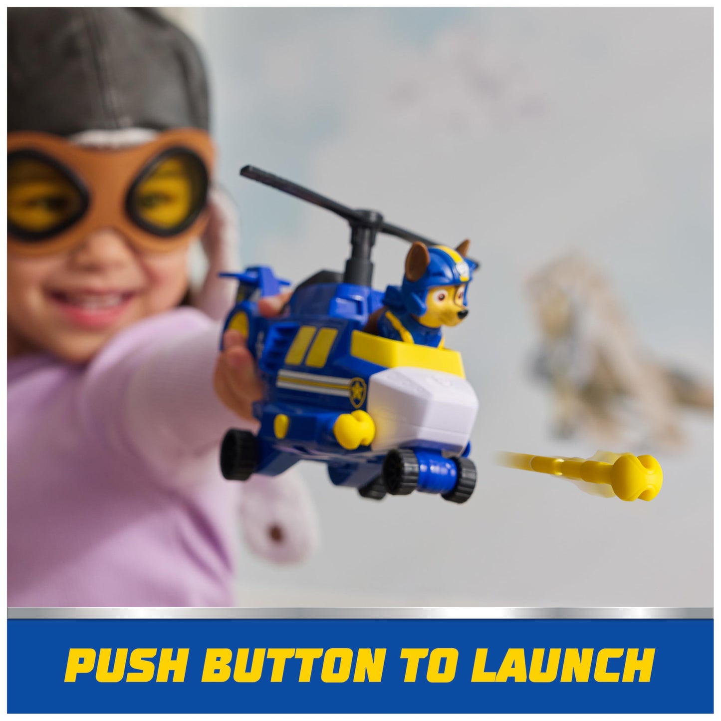 PAW Patrol: Air Rescue Chase Action Figure & Hero Helicopter Toy with Projectile Launcher & 2 Projectiles, Kids Toys for Boys & Girls Ages 3+