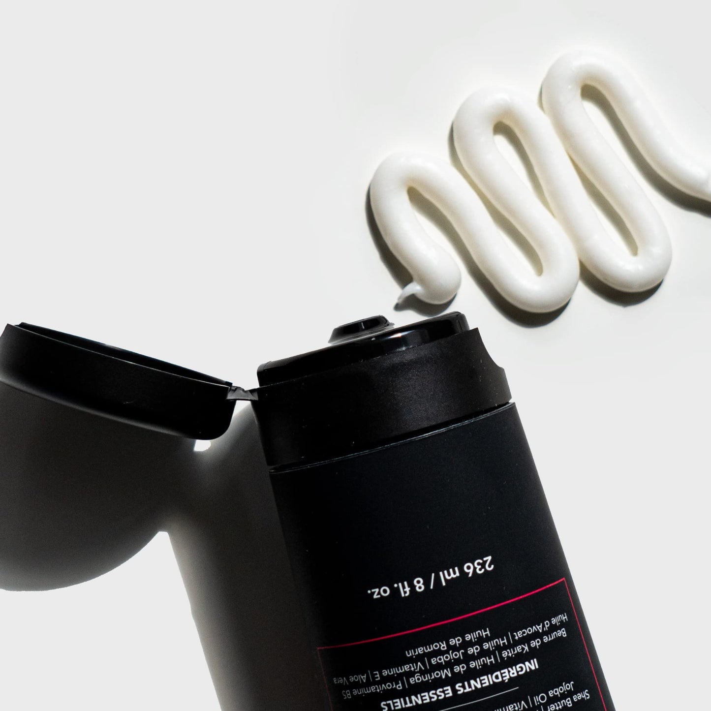 Love Ur Curls - Deep Conditioner & Repair, Moisturizing Treatment, Repairs Dry, Damaged Hair, for all Hair Types, Vegan, 236mL