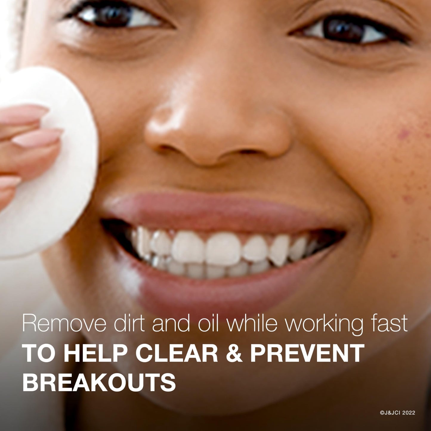 Neutrogena Rapid Clear Acne Face Pads, 2% Salicylic Acid, Oil-Free Treatment for Breakouts, 60 Count, Acne-Prone Skin