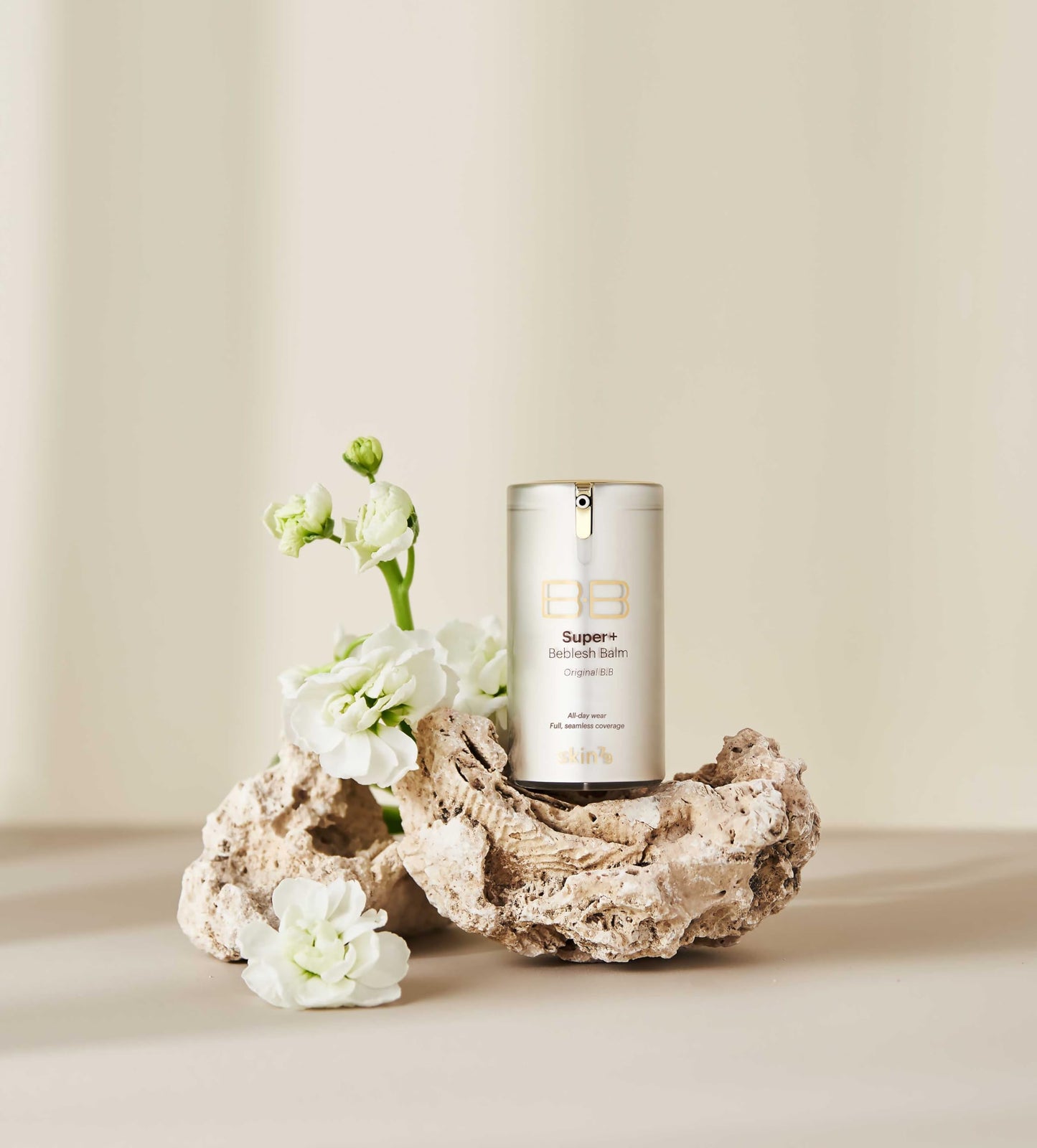 SKIN79 Gold BB Super Plus Beblesh Balm 40g – K-Beauty Flawless Radiant Base, Blemish Cover, Tinted Moisturizer, US Exclusive, Natural 21