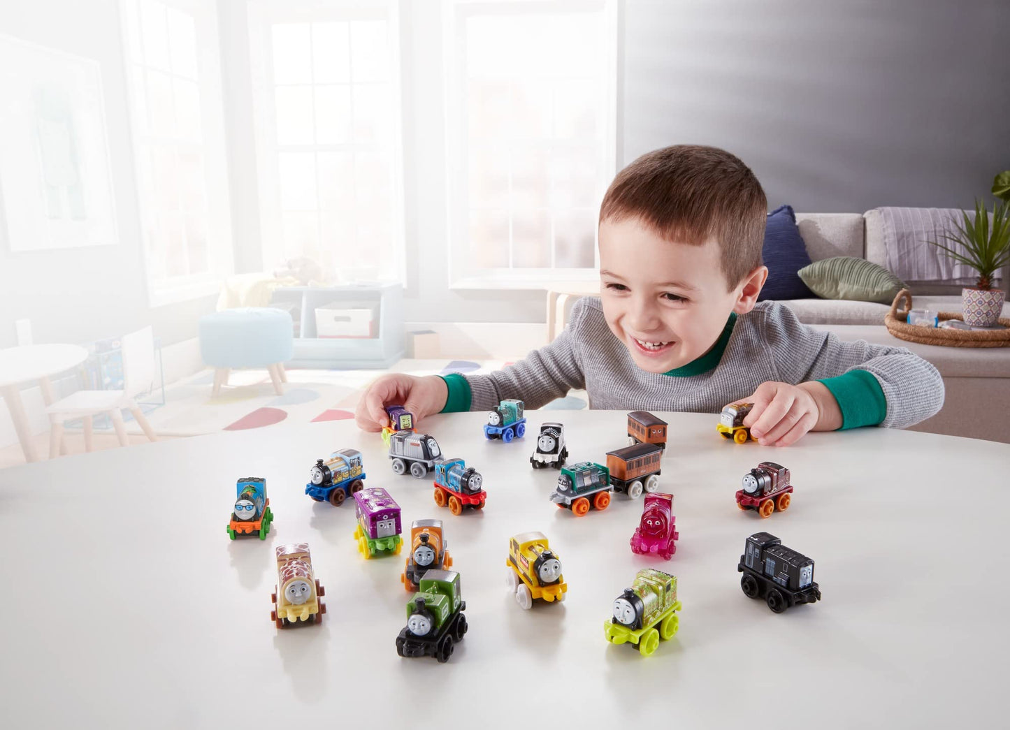 Thomas & Friends MINIS 20-Pack Mini Push-Along Trains & Railway Vehicles for Preschool Kids Ages 3+ – Amazon Exclusive