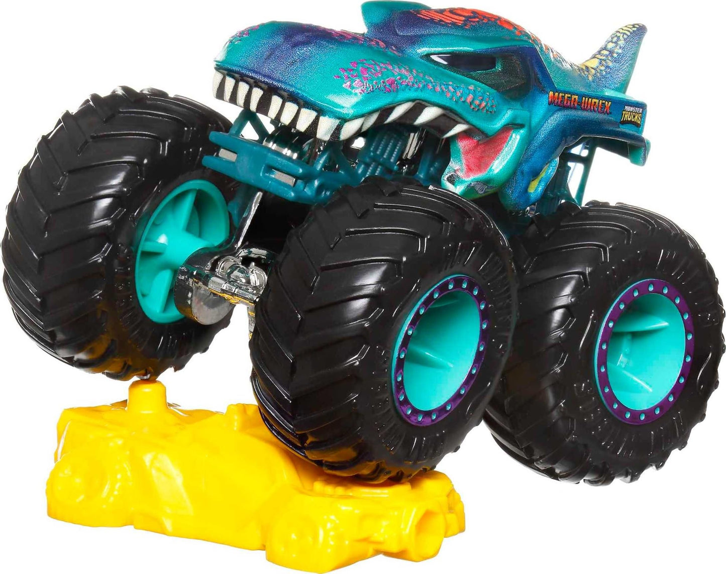 Hot Wheels Monster Trucks Set, 1 Toy Truck in 1:64 Scale & 1 Crushable Car, Vehicle Play for Kids & Collectors (Styles May Vary)