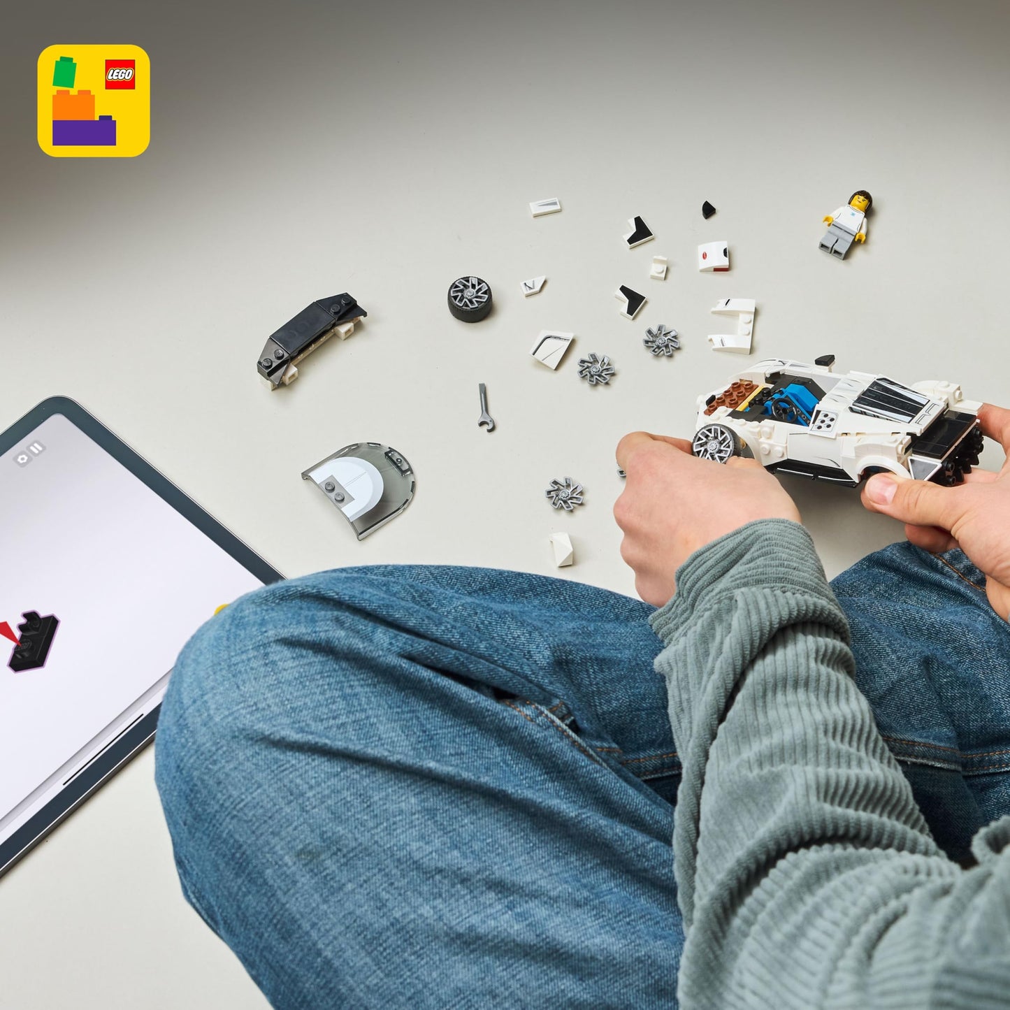 LEGO Speed Champions Bugatti Centodieci Toy Car Kit for Kids 9+ – Buildable Italian Hypercar for Racing Fans, Birthday Gift, 77240