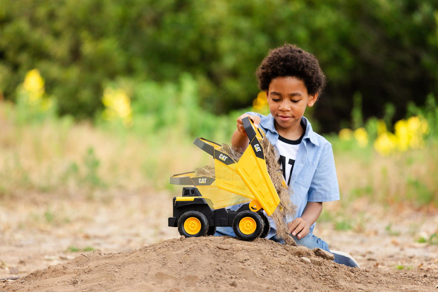 CAT Construction Real Steel Max Dump Truck 12" – Heavy Duty Steel Toy with Working Dump Bed, Durable for Indoor & Outdoor Play Ages 3+