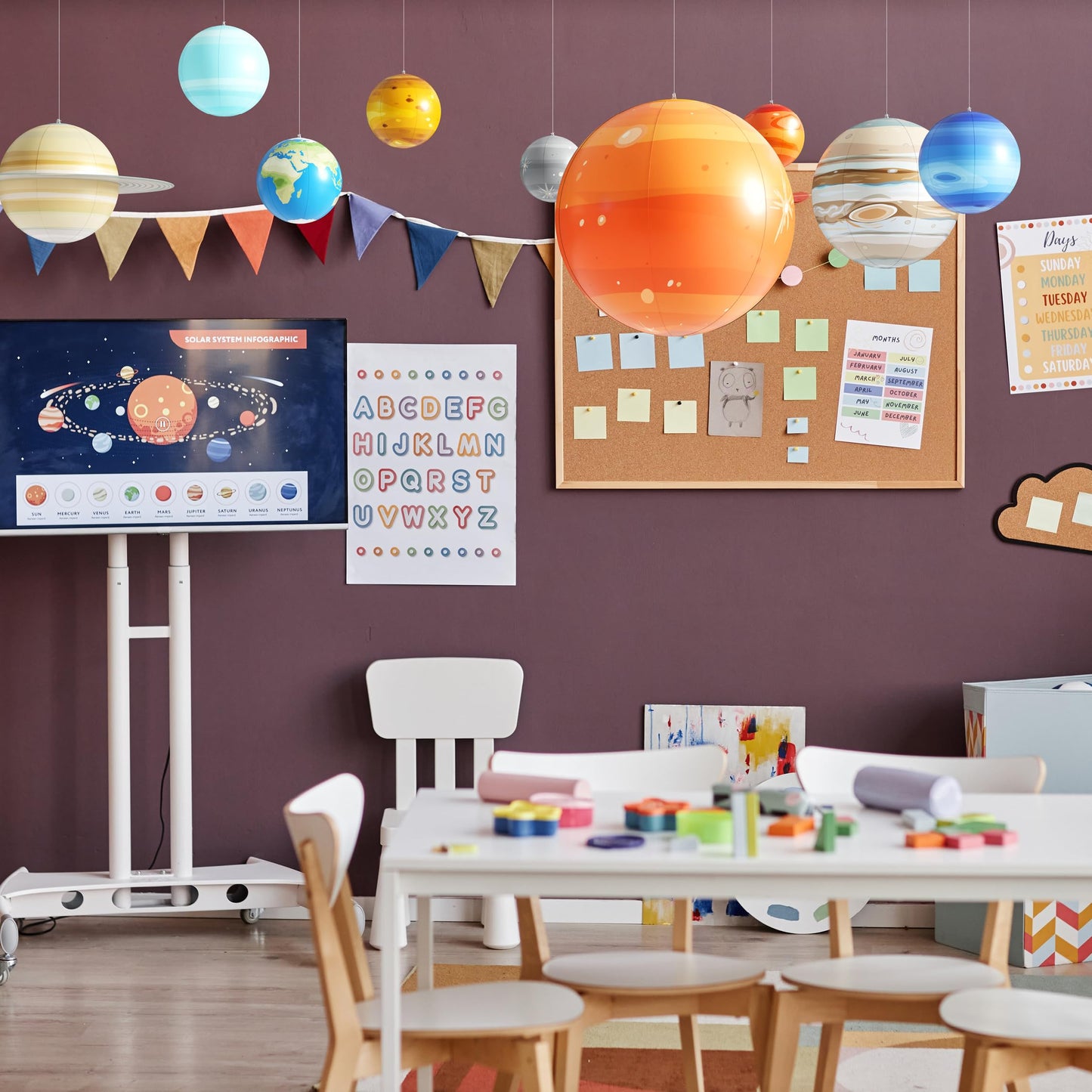 Dan&Darci Inflatable Solar System Planets for Kids – Science & Astronomy Toys, Room Decor, Party & Classroom Gifts, Ages 5-12