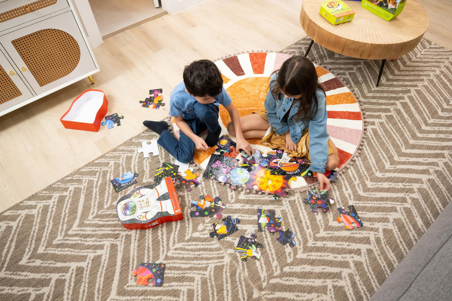 36-pc Shaped Box Puzzle/Haunted House