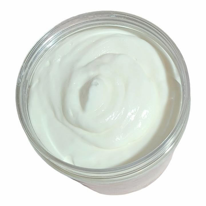 La Belle Flaneuse Salted Caramel and Pistachio Body Souffle 16 Ounces