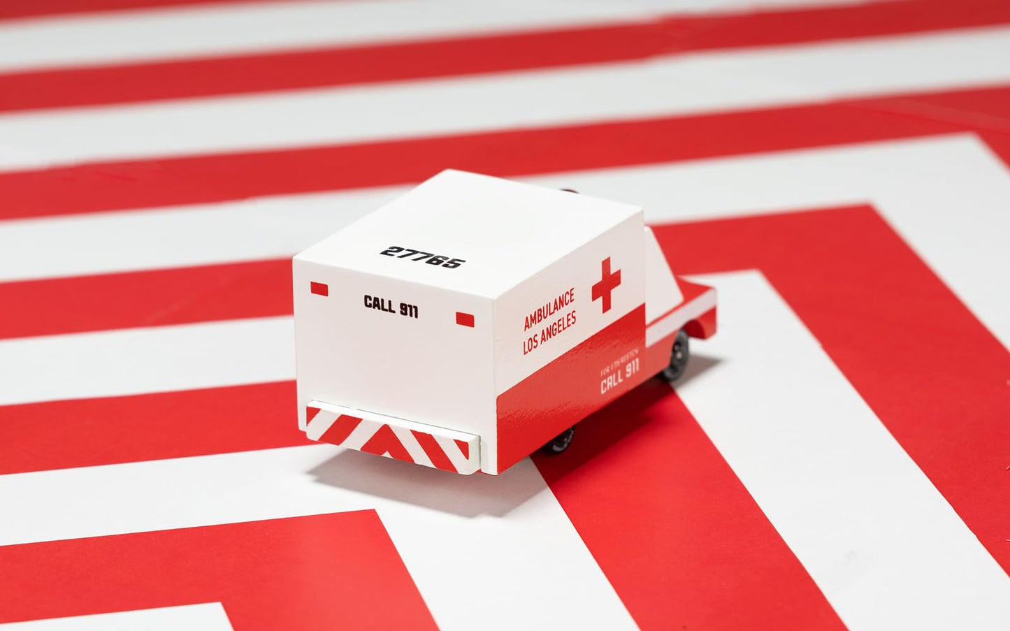 CANDYCAR® Wooden Diecast Collection - Ambulance Van, Premium Handcrafted Beech Wood Toy Car