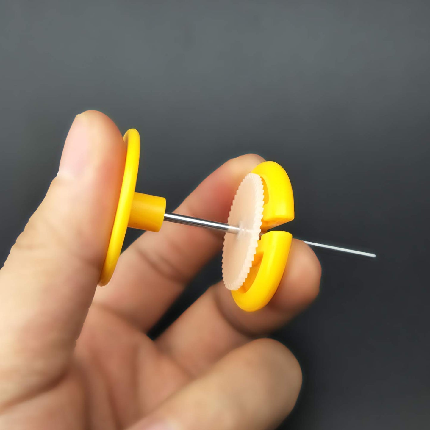 EUDAX 82 pcs Plastic Gear Package Kit - DIY Gear Assortment Accessories Set for Toy Motor Car Robot Various Axle Belt Bushings