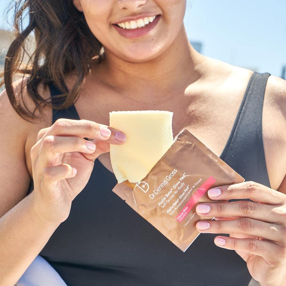 Dr Dennis Gross Alpha Beta Glow Pad Self Tanner, Intense Glow for Face: for Dull Skin Lacking Radiance & Glow, (20 Towelettes)