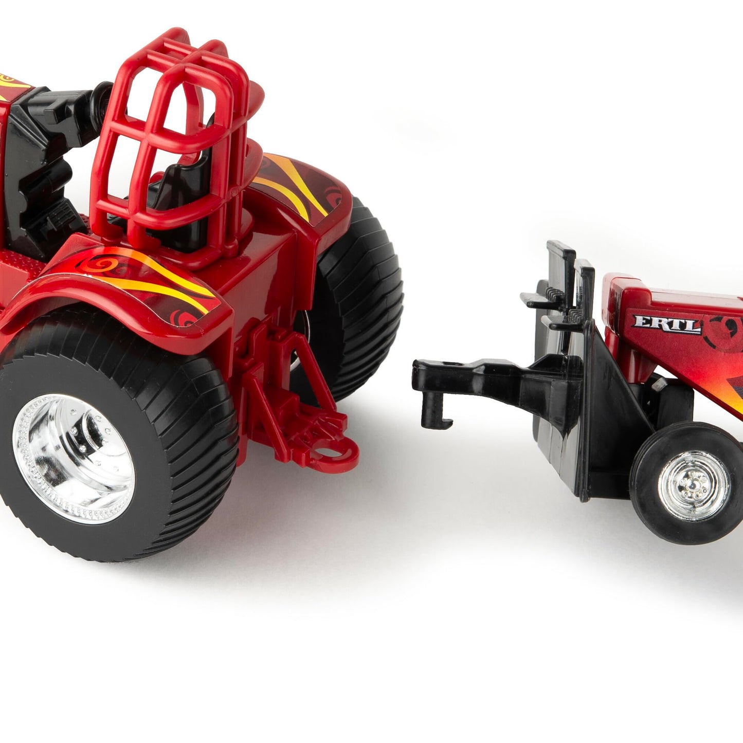 TOMY Case IH 1/32 Hot Shot Pullback Pulling Tractor with Sled 47550
