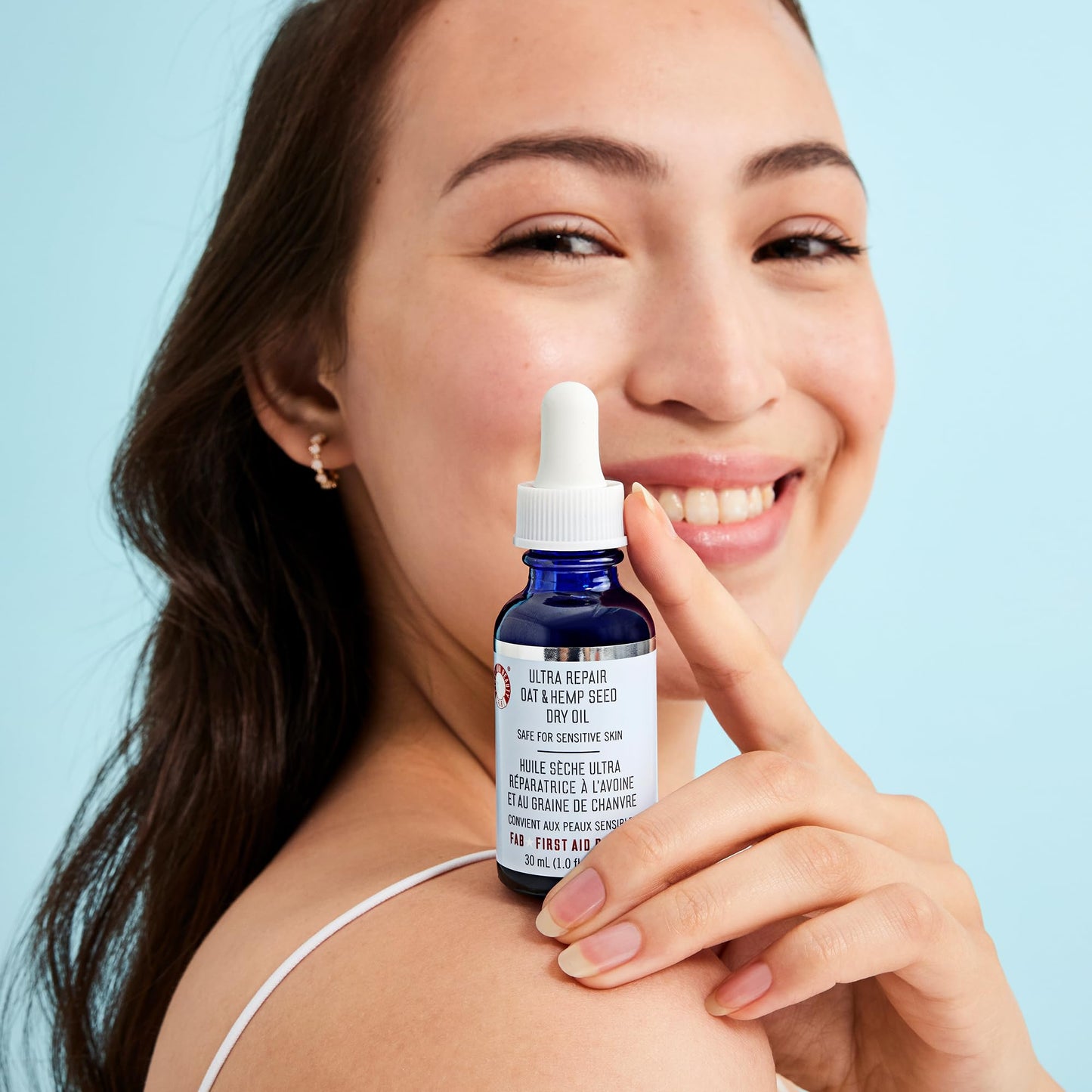 First Aid Beauty Ultra Repair Facial Oil – Hydrating Oat & Hemp Seed Oil with Arnica, Colloidal Oatmeal for Redness Relief, 1 oz