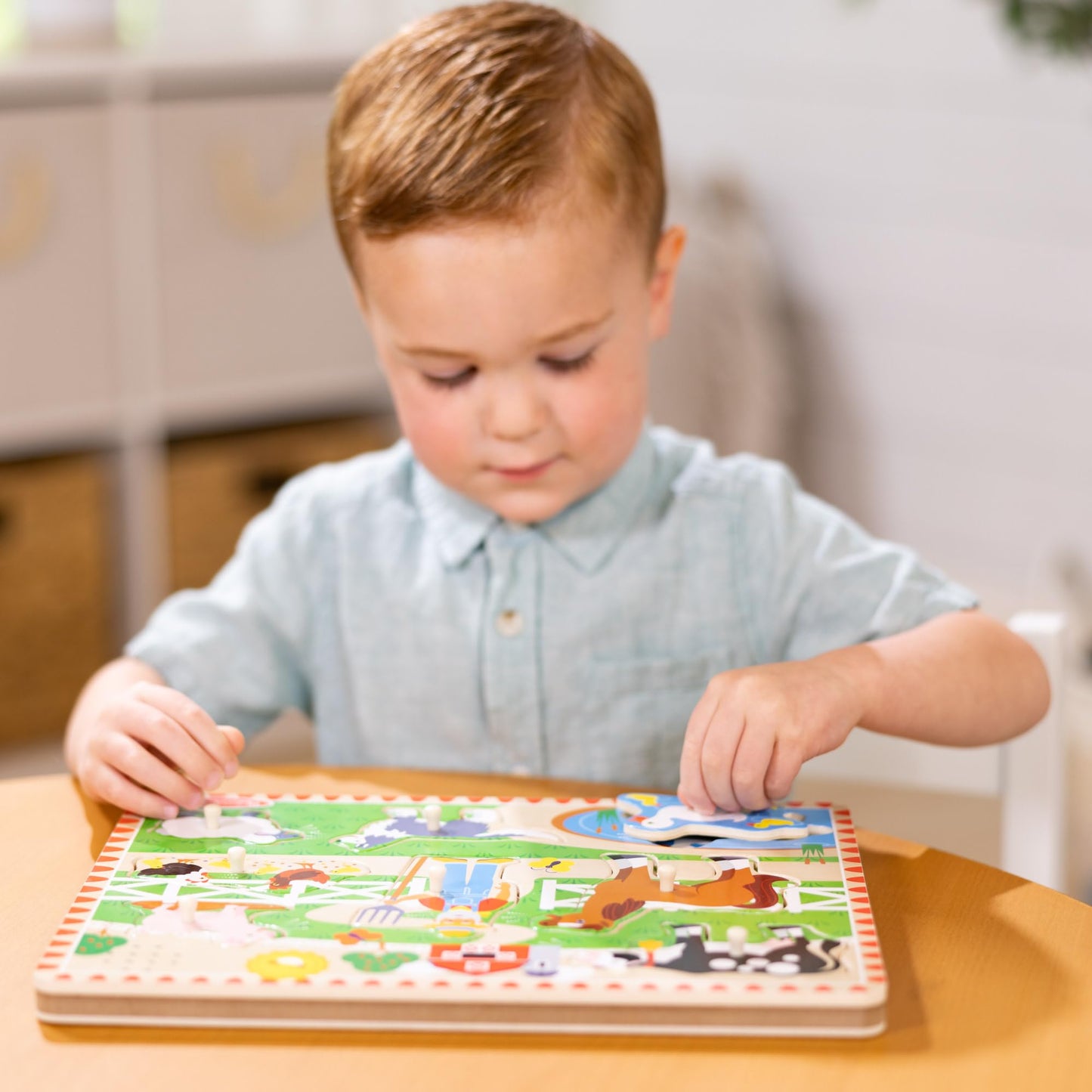 Melissa & Doug Old MacDonald’s Farm Sound Puzzle – 8-Piece Wooden Peg Puzzle with Light-Activated Music, Learning Toy for Toddlers Ages 2+