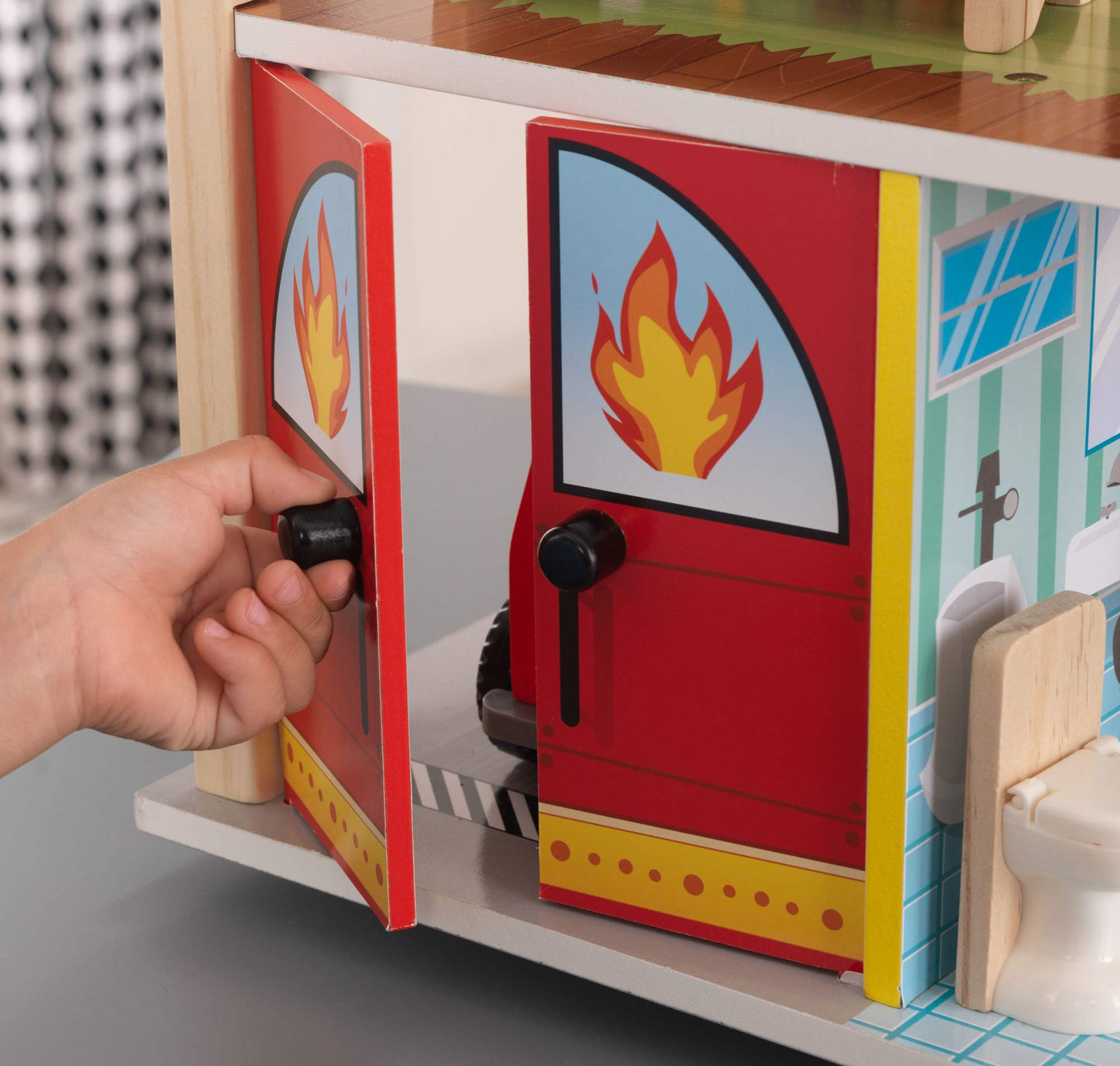 KidKraft Wooden Fire Station Set with 15 Accessories Including Helicopter, Bendable Figures and Dalmatian Dog