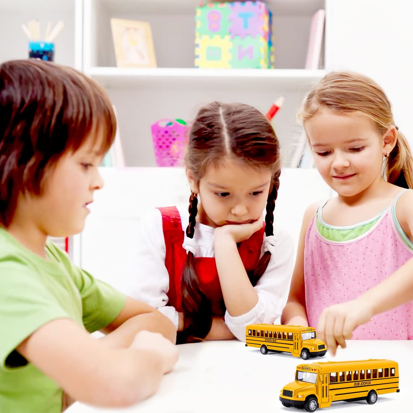 TYMXGHF 2 Pack 5.5'' Pull Back School Bus, Die-cast Metal Toy Vehicles with Bright Yellow for Kids Boys Girls