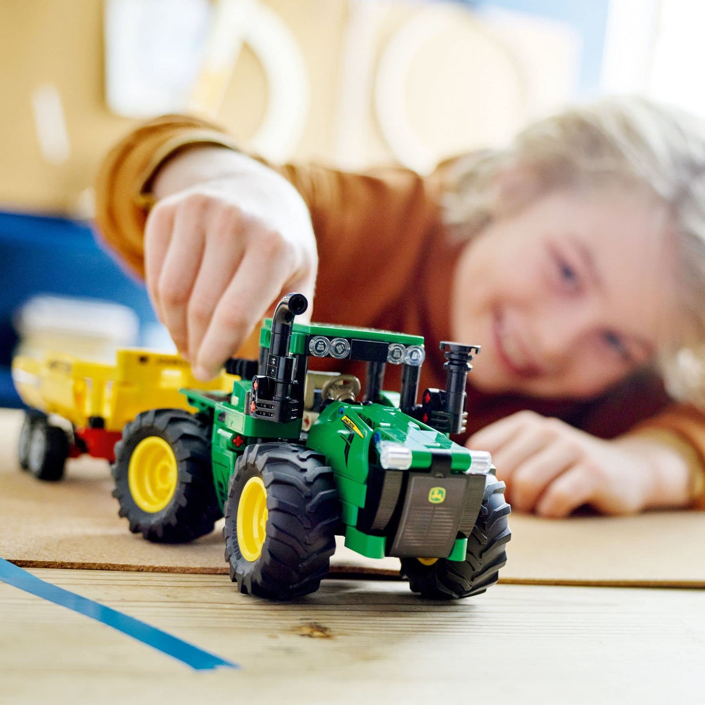 LEGO Technic John Deere 9620R 4WD Tractor Set 42136 with Trailer – Realistic Farm Construction Model for Kids 8+