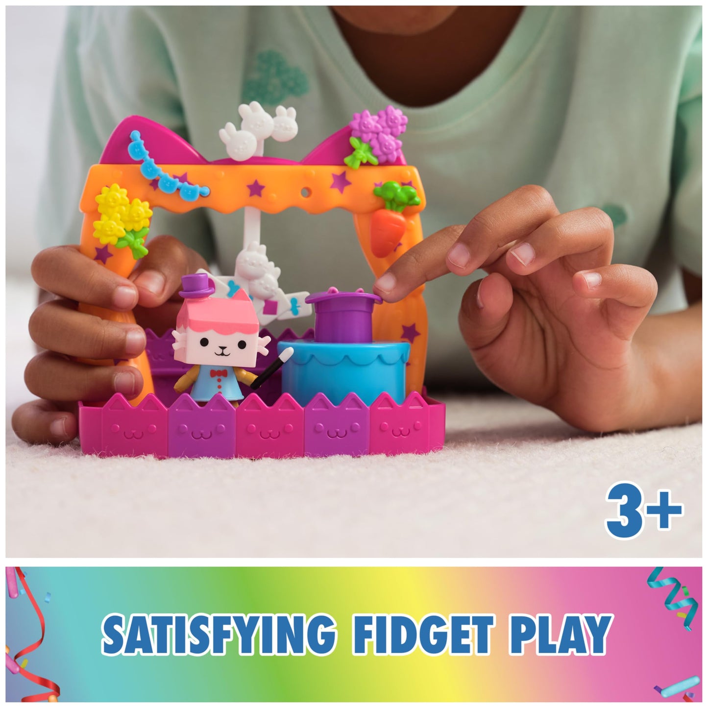 Gabby's Dollhouse, Baby Box Talent Show Balcony Playset, 8-Pcs with Toy Figures, Doll House Accessories & Sensory Play, Kids Toys for Girls & Boys 3+