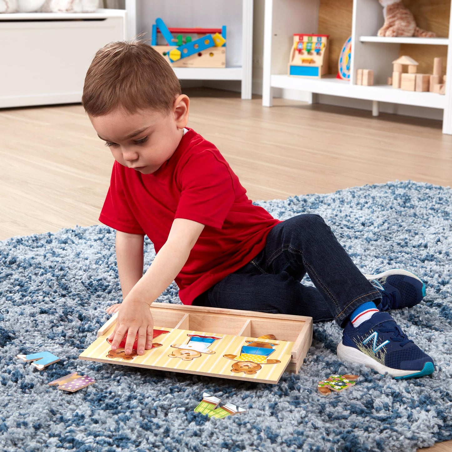 Melissa & Doug Wooden Bear Family Dress-Up Puzzle – 45-Piece Mix & Match Outfit Toy with Storage Case, Educational Sorting & Matching for Toddlers 3+