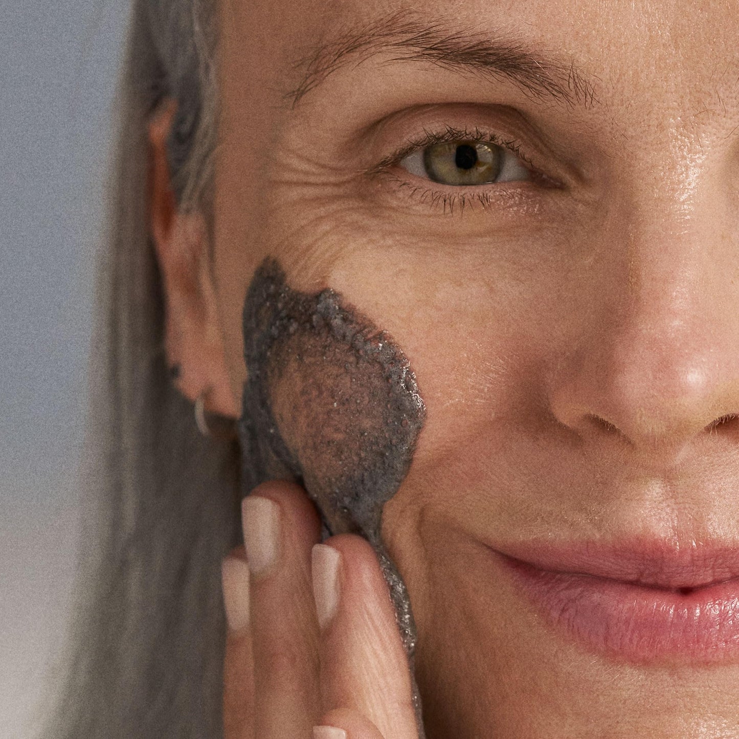 Dermalogica Daily Superfoliant - Deep Cleansing Powder Exfoliator for Smooth, Bright Skin - Fights Environmental Triggers of Skin Aging