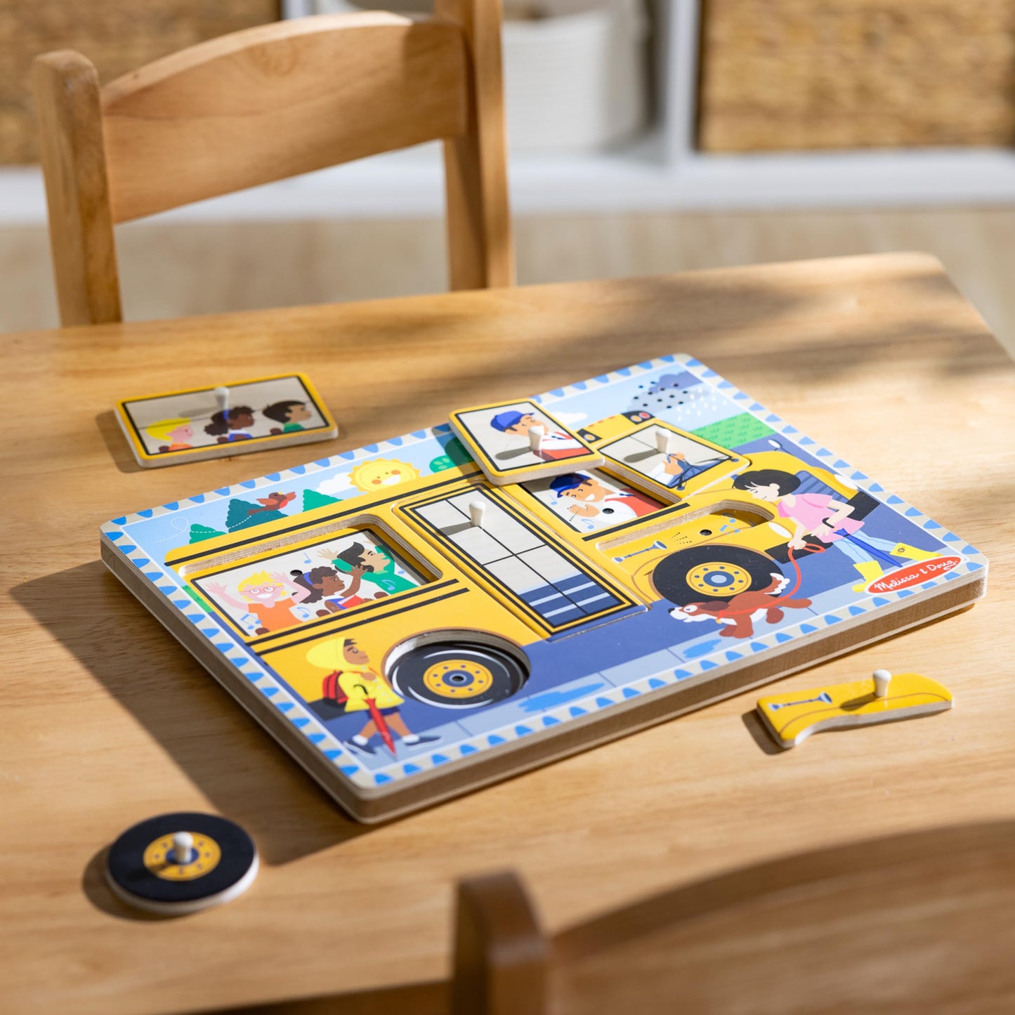 Melissa & Doug The Wheels on The Bus Puzzle – 8-Piece Wooden Peg Puzzle with Light-Activated Sounds, Musical Learning Toy for Toddlers Ages 2+