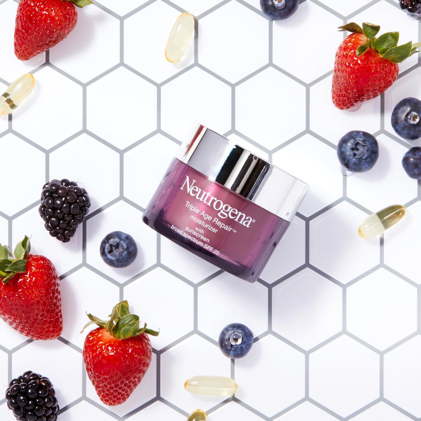 Neutrogena Triple Age Repair Face Moisturizer with Hexinol & Vitamin C, SPF 25 Anti-Wrinkle Cream, Firms Skin, 1.7 oz