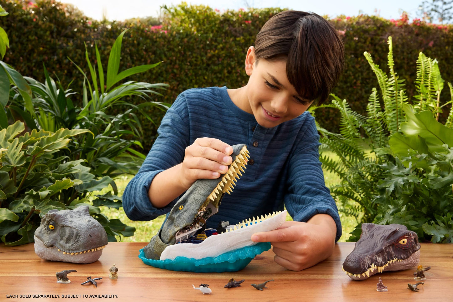 Mattel Jurassic World Rebirth Deluxe Mosasaurus Playset with 7 Interactive Features, 7 Sound Effects & 6 Micro Figures, Folds Up to Carry & Store