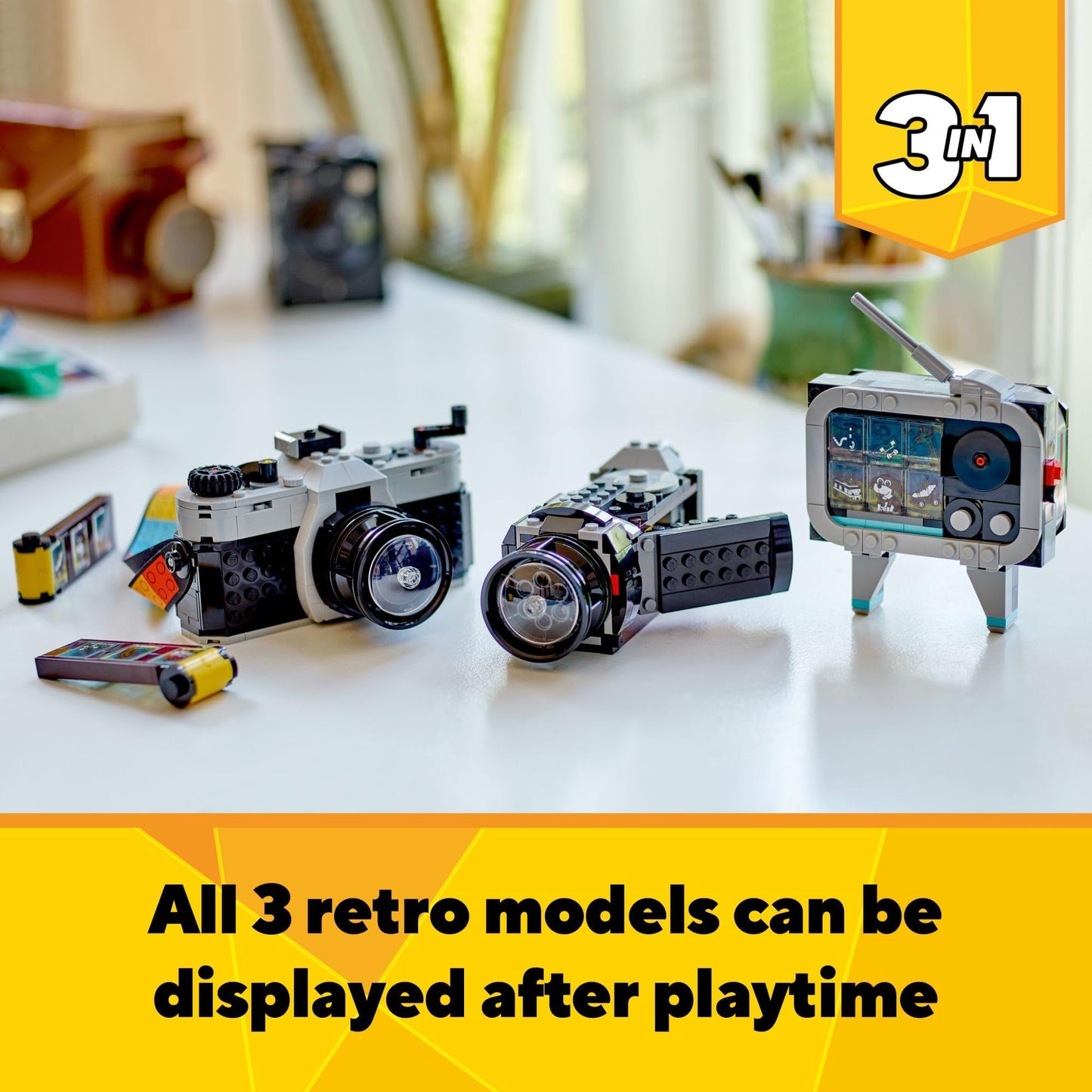 LEGO Creator 3-in-1 Retro Camera Toy - Transform into Video Camera or TV Set, Creative Photography Gift for Kids 8+, Set 31147