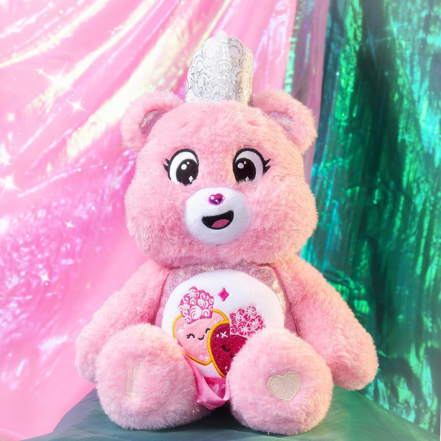 Care Bears - x Wicked 2-Pack - Love-a-Lot Bear as Glinda & Good Luck Bear as Elphaba
