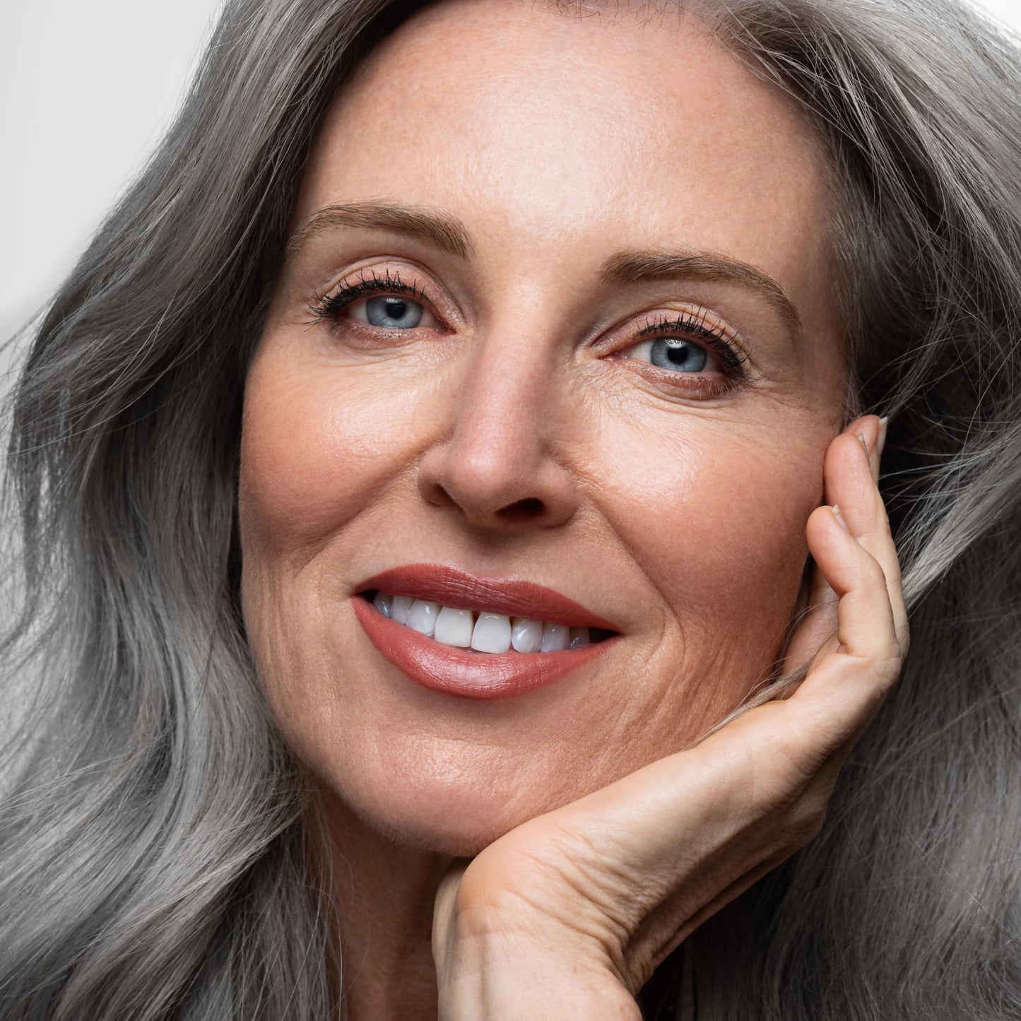 AGEbeautiful Hydrating Mask for Coarse, Silver & Gray Hair – Infused with Silk Amino Acids & Keratin to Deeply Condition, Smooth & Reduce Frizz